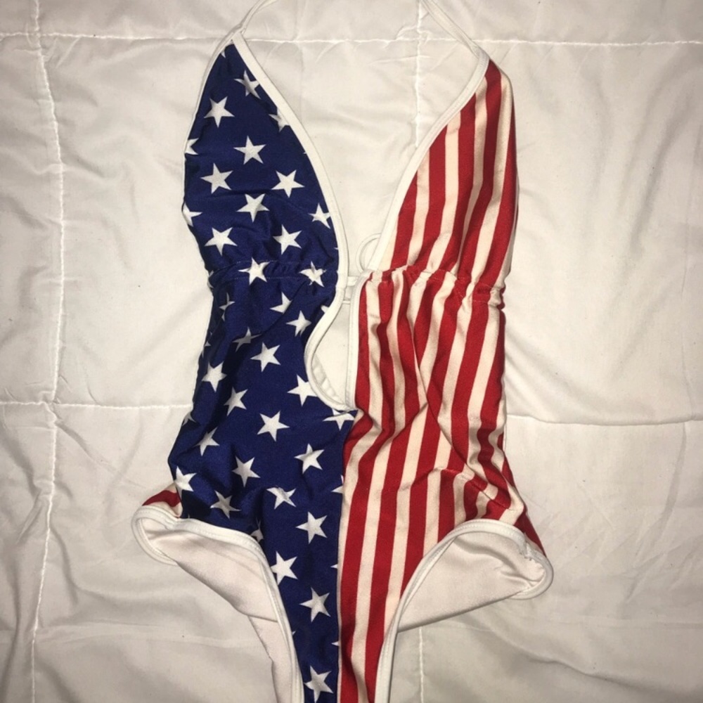 Medium flag one piece